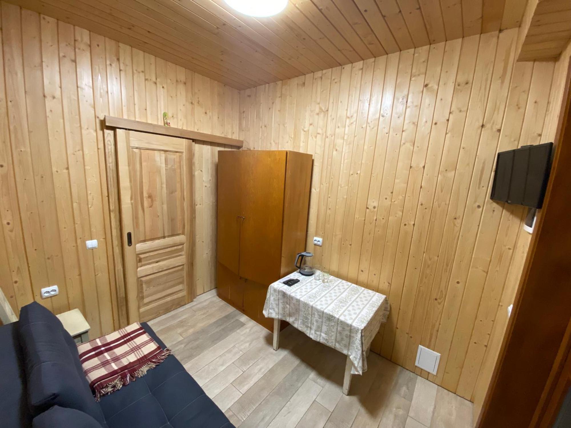 Садиба У Дохтора Відпочинок У Карпатах Golubinoye Экстерьер фото